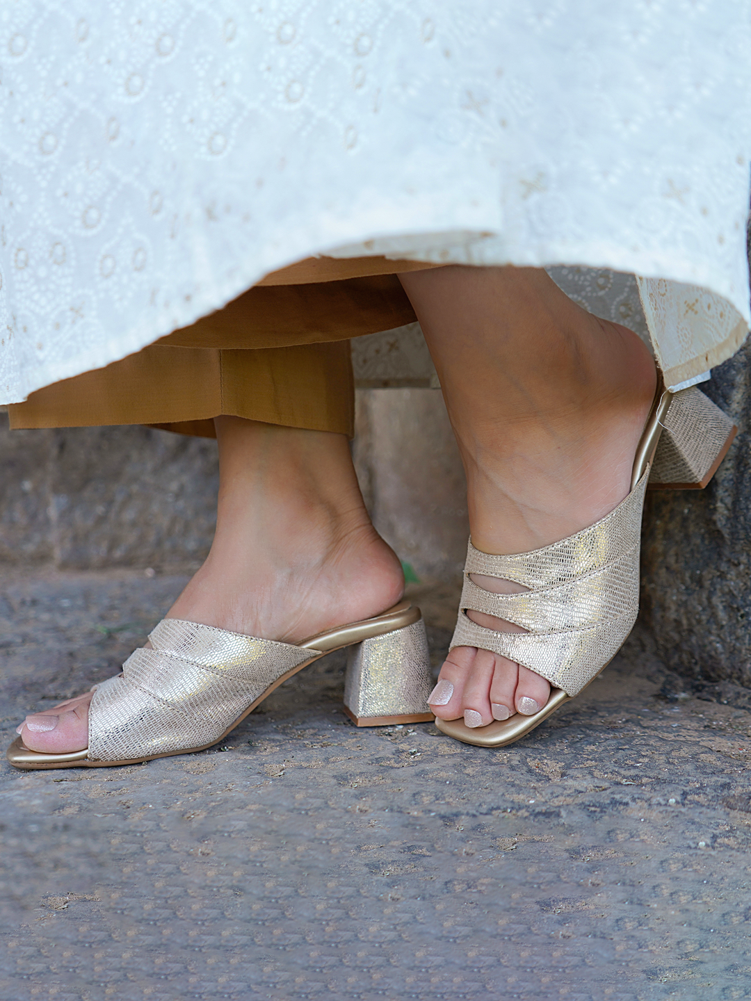 Emma Cutout Mules Champagne Gold