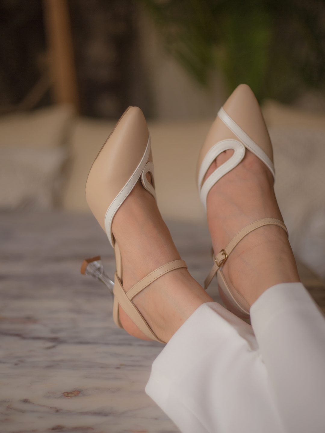 Emily Pointed Slingback Natural