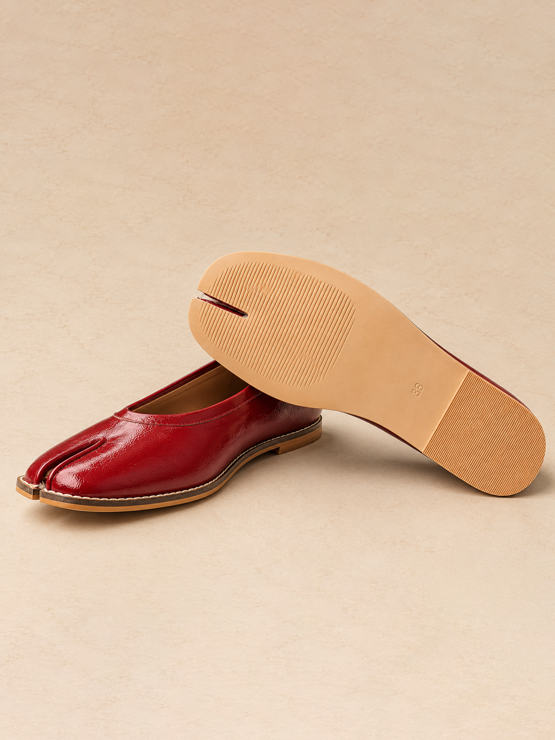 Hana Tabi Glazed Cherry - Runway edition