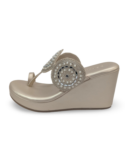 Zoya Kolha Wedges