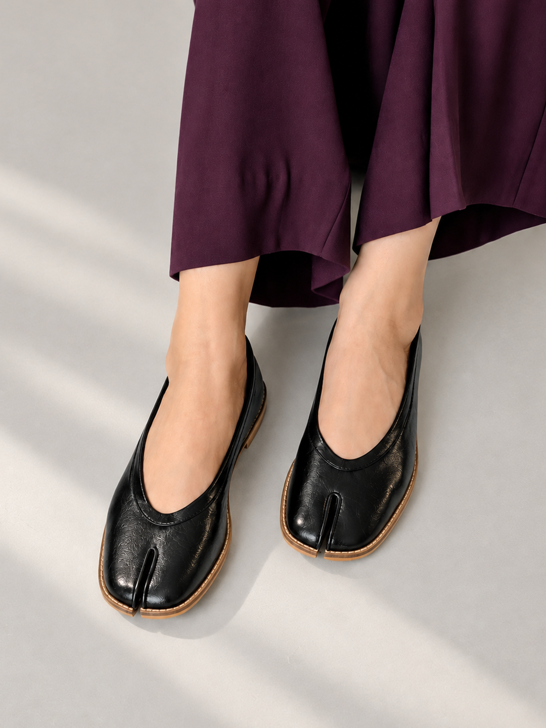 Hana Tabi Midnight Black