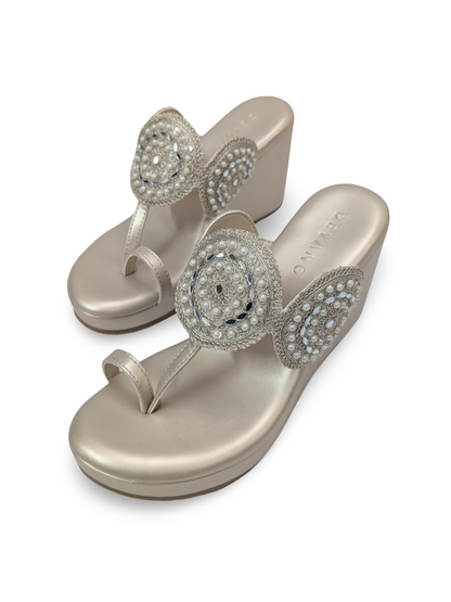 Zoya Kolha Wedges