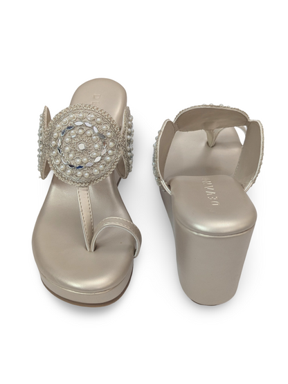 Zoya Kolha Wedges
