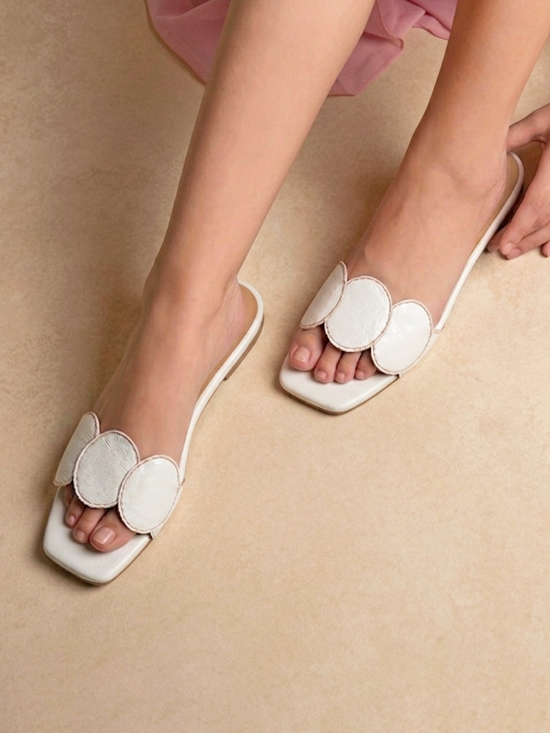 Roma Sliders Chalk White