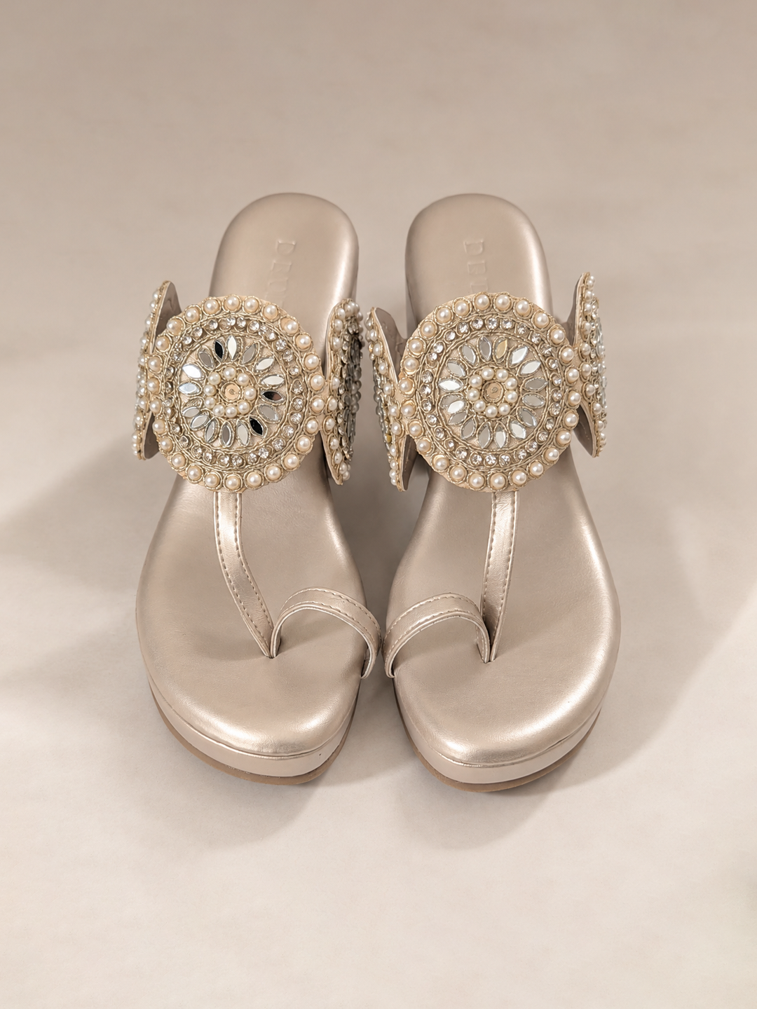 Zoya Kolha Wedges